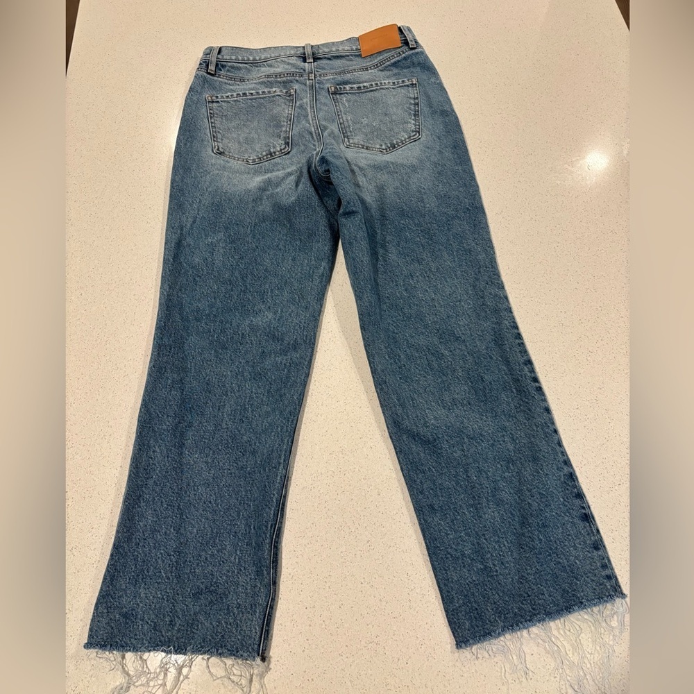 Express Blue Straight Distressed Jeans, size 8 - Picture 10 of 10